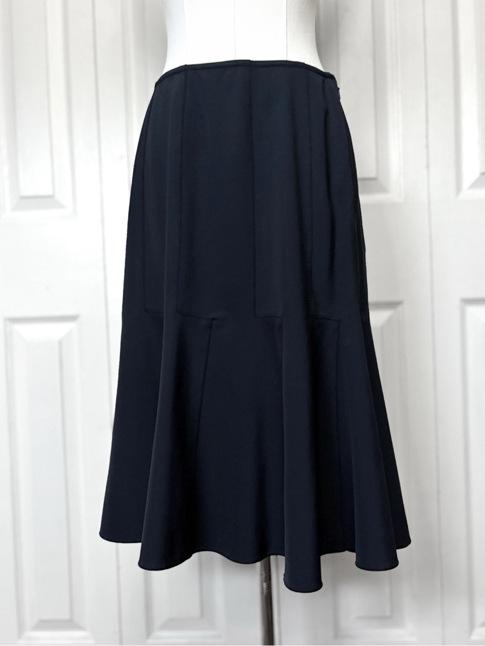 Worth Black Wool Blend Skirt Size 4 Flared Pencil | Corp Goth Office Siren